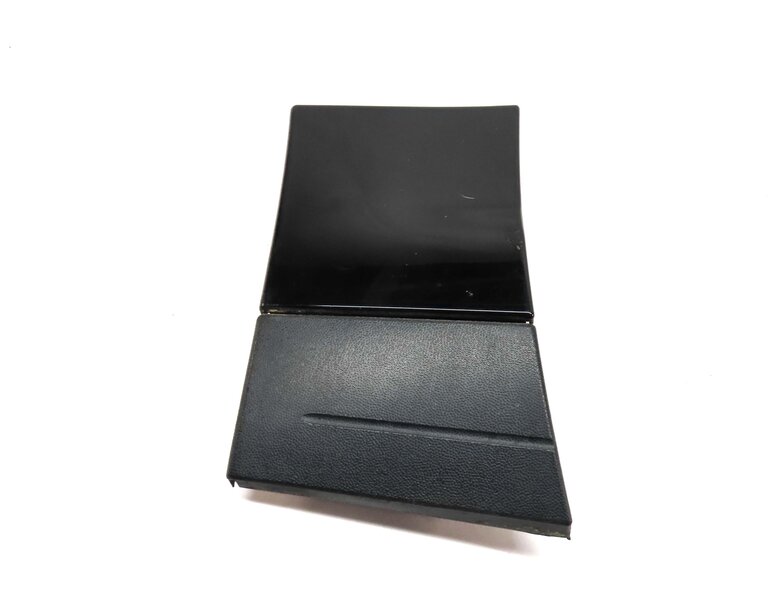 Thumbnail 2: 2013 PORSCHE CAYENNE HYBRID (958) FRONT LEFT LOWER FENDER TRIM SQUARE (BLACK A1)