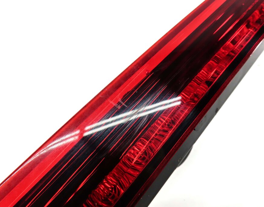 Thumbnail 6: 2013 PORSCHE CAYENNE HYBRID (958) REAR CENTER 3RD THIRD BRAKE LIGHT 4L0945097