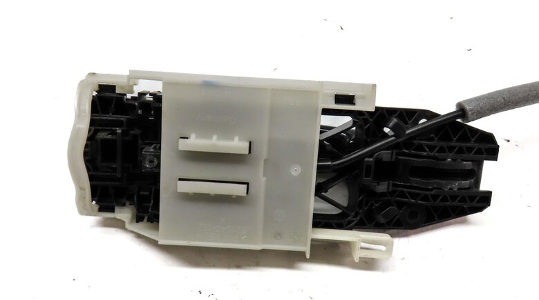 Thumbnail 5: 11-18 PORSCHE CAYENNE (958) RIGHT FRONT PASSENGER EXTERIOR DOOR HANDLE (BLACK)