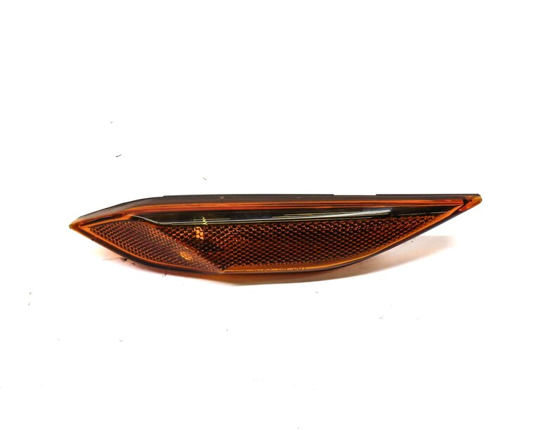 Thumbnail 2: 2013 PORSCHE CAYENNE HYBRID (958) FRONT RIGHT PASSENGER MARKER LIGHT (NO BULB)