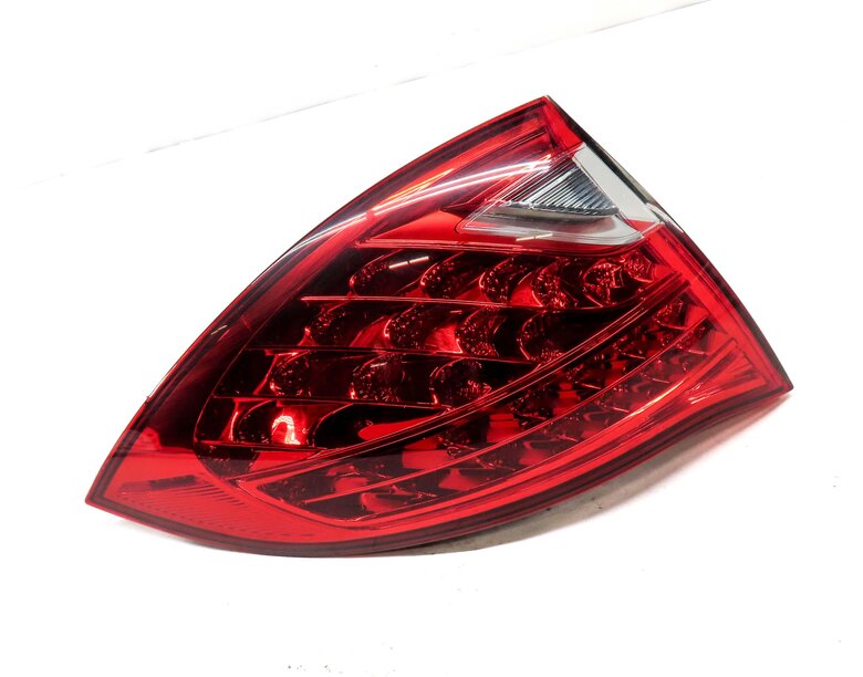 Thumbnail 4: 2011-2014 PORSCHE CAYENNE (958) LEFT DRIVER OUTER TAILLIGHT BRAKE LIGHT LAMP