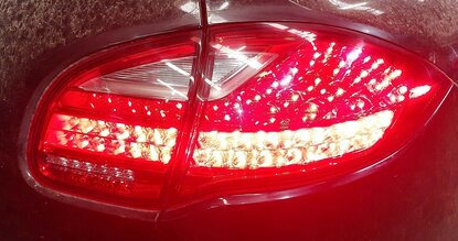 Thumbnail 2: 2011-2014 PORSCHE CAYENNE (958) RIGHT PASSENGER INNER TRUNK TAILLIGHT LIGHT LAMP