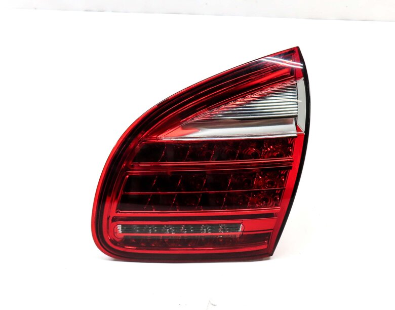Thumbnail 3: 2011-2014 PORSCHE CAYENNE (958) RIGHT PASSENGER INNER TRUNK TAILLIGHT LIGHT LAMP