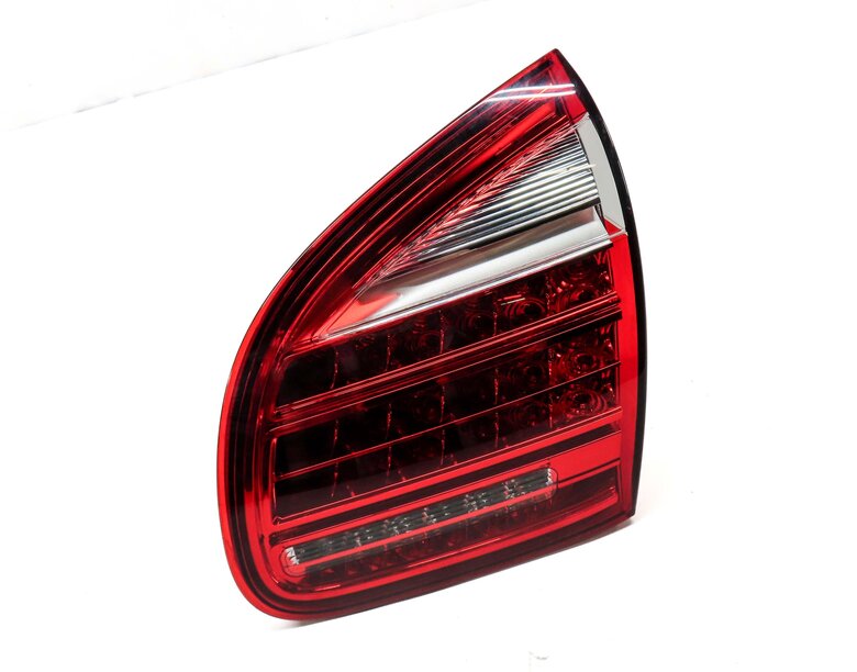 Thumbnail 4: 2011-2014 PORSCHE CAYENNE (958) RIGHT PASSENGER INNER TRUNK TAILLIGHT LIGHT LAMP