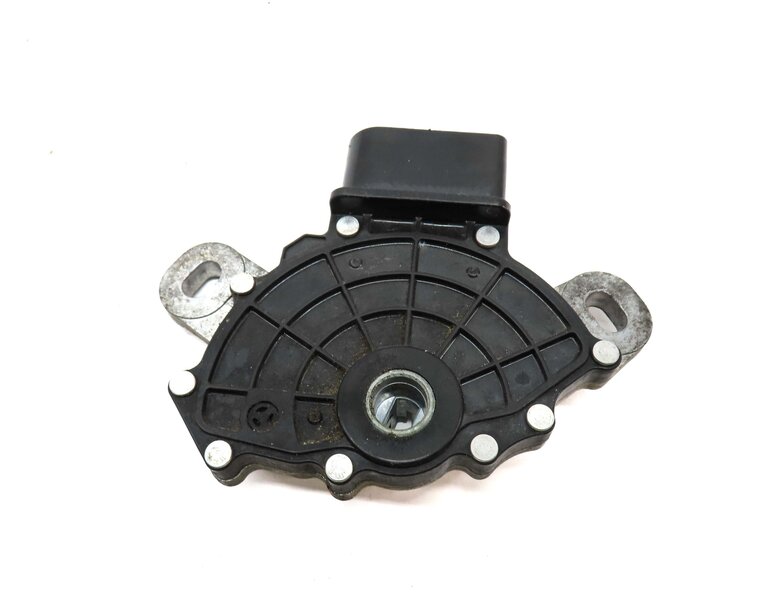 Thumbnail 5: 2013 PORSCHE CAYENNE HYBRID (958) TRANSMISSION NEUTRAL SAFETY SWITCH TRB0101