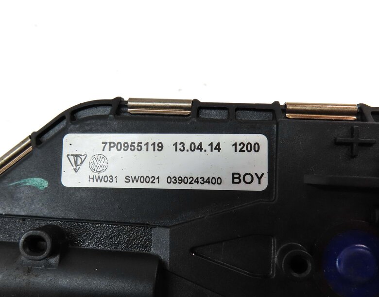 Thumbnail 6: 2011-2018 PORSCHE CAYENNE (958) FRONT WINDSHIELD WIPER MOTOR