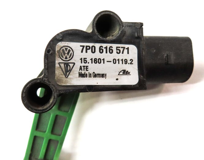 Thumbnail 5: 2013 PORSCHE CAYENNE HYBRID (958) REAR LEFT SUSPENSION HEIGHT LEVEL SENSOR