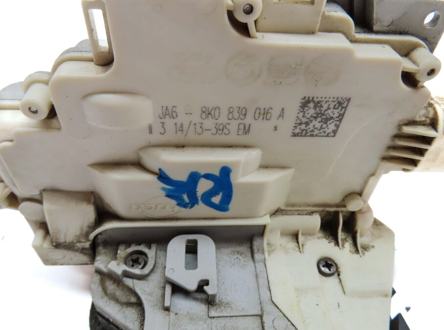 Thumbnail 7: 2009-2018 AUDI PORSCHE A4 S4 Q5 CAYENNE PANAMERA - RIGHT REAR DOOR LOCK LATCH