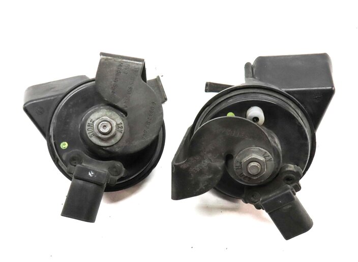 Thumbnail 4: 2011-2013 PORSCHE CAYENNE (958) HIGH & LOW TONE HORN SET-2