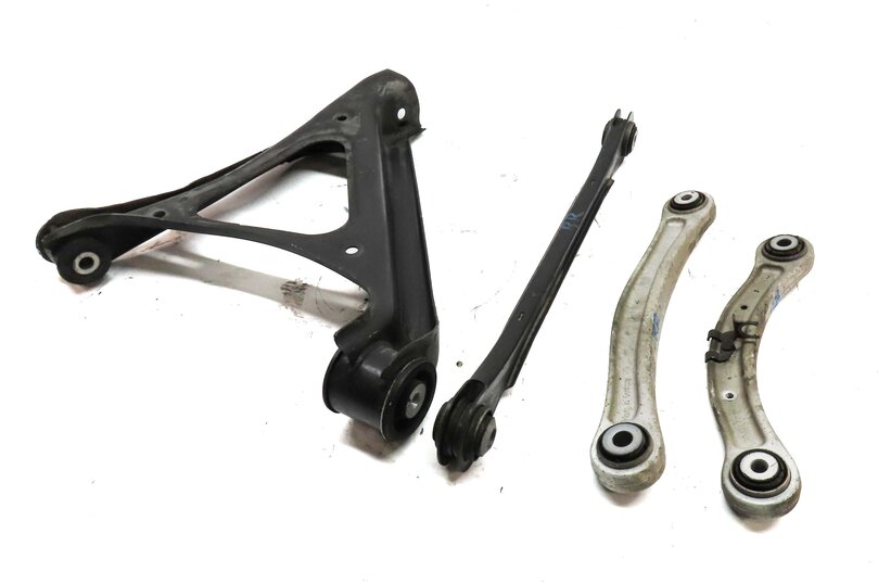 2011-2015 PORSCHE CAYENNE (958) RIGHT PASSENGER REAR CONTROL ARM SET 4
