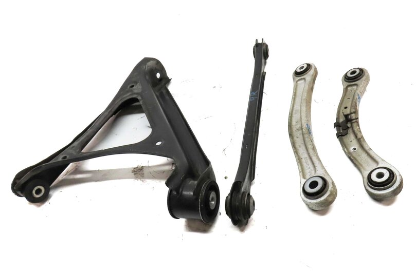 Thumbnail 2: 2011-2015 PORSCHE CAYENNE (958) RIGHT PASSENGER REAR CONTROL ARM SET 4