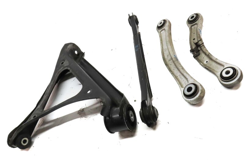 Thumbnail 3: 2011-2015 PORSCHE CAYENNE (958) RIGHT PASSENGER REAR CONTROL ARM SET 4