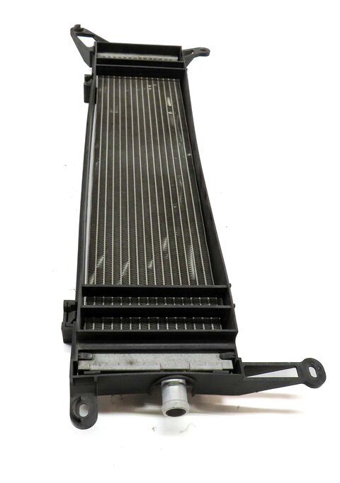 Thumbnail 4: 2011-2018 PORSCHE CAYENNE HYBRID (958) 3.0L ENGINE AUXILIARY RADIATOR COOLER