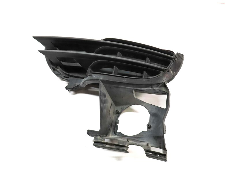 Thumbnail 2: 11-14 PORSCHE CAYENNE (958) FRONT RIGHT PASSENGER LOWER BUMPER GRILLE END TRIM