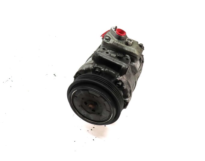 Thumbnail 1: 2008-2014 BMW X5 X6 X6M (E70 E71) 4.4L TWIN TURBO A/C AIR COMPRESSOR PUMP MOTOR