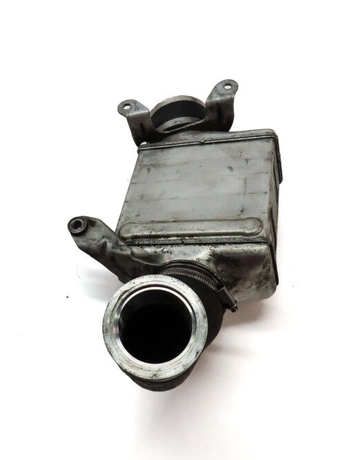 Thumbnail 5: 09-18 550i 750i X5 X6 F01 F10 E70 E71 4.4L N63 TURBO LEFT RIGHT INTERCOOLER SET