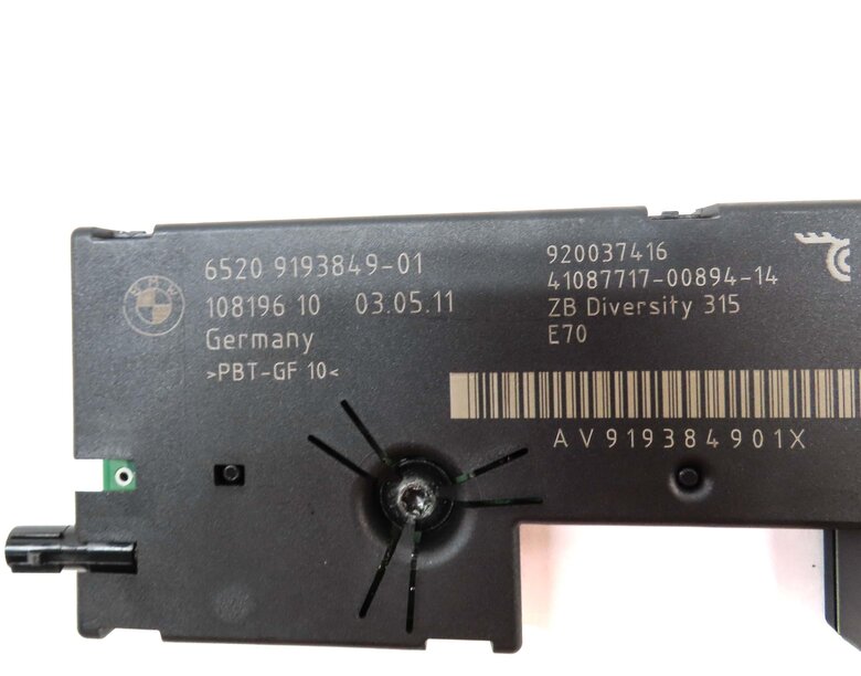Thumbnail 4: 2012 BMW X5 (E70) AM/FM RADIO STEREO DIVERSITY ANTENNA AMP AMPLIFIER