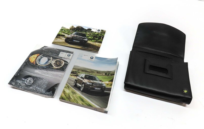 2012 BMW X5 (E70) OWNERS MANUAL BOOK BOOKLET GUIDE SET w/ CASE