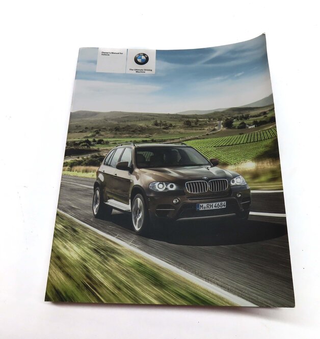 Thumbnail 6: 2012 BMW X5 (E70) OWNERS MANUAL BOOK BOOKLET GUIDE SET w/ CASE