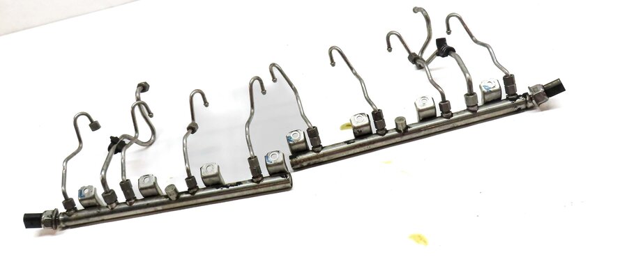Thumbnail 3: 2012 BMW X5 (E70) 4.4L N63 ENGINE LEFT & RIGHT FUEL RAIL SET-2