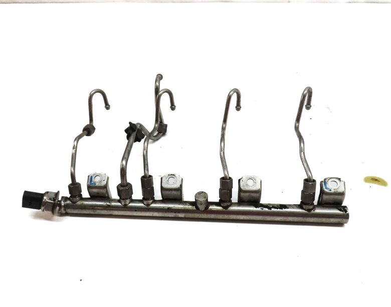 Thumbnail 7: 2012 BMW X5 (E70) 4.4L N63 ENGINE LEFT & RIGHT FUEL RAIL SET-2