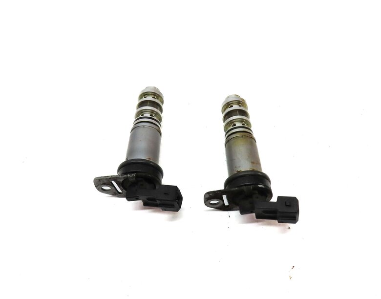 Thumbnail 2: 2012 BMW X5 (E70) 4.4L N63 ENGINE VVT CAMSHAFT TIMING SOLENOID SET-2