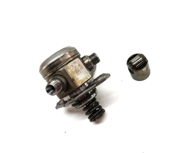 Thumbnail 3: 08-14 BMW 5 6 7 X5 X6 F01 F10 E70 E71 4.4L MECHANICAL HIGH PRESSURE FUEL PUMP