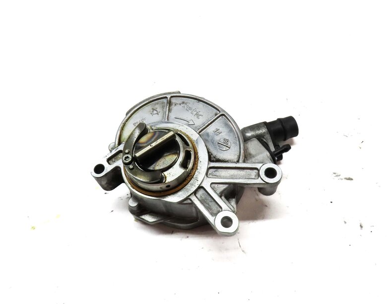 Thumbnail 2: 10-17 BMW 5 7 M5 X6 X6 X5M X6M (F01 F10 F15 F16 F85 F86) 4.4L BRAKE VACUUM PUMP