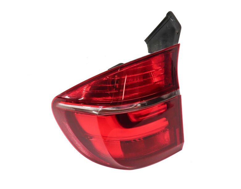 Thumbnail 4: 2011-2013 BMW X5 X5M (E70) LEFT DRIVER REAR OUTER TAILLIGHT BRAKE LIGHT LAMP