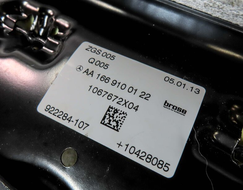 Thumbnail 7: 2013 MERCEDES GL450 (X166) RIGHT PASSENGER LOWER BOTTOM HEATED SEAT CUSHION GRAY