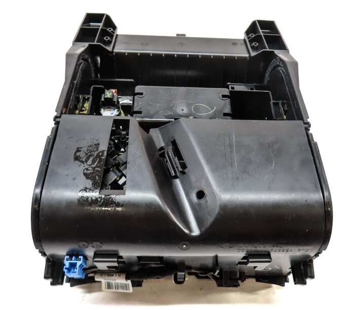 Thumbnail 6: 2013 MERCEDES GL450 (X166) FRONT CENTER CONSOLE DRINK CUP HOLDER (EUCALYPTUS)