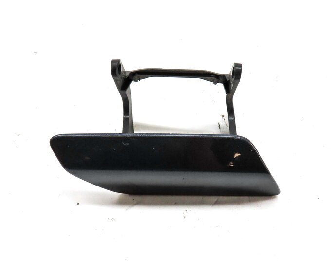 Thumbnail 4: 2013 MERCEDES GL450 (X166) FRONT RIGHT PASSENGER HEADLIGHT WASHER TRIM (GRAY)