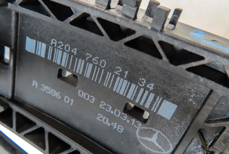 Thumbnail 6: 08-17 MERCEDES C E GL GLK ML (W204 W212 W166 X166) LEFT REAR DOOR HANDLE (GRAY)