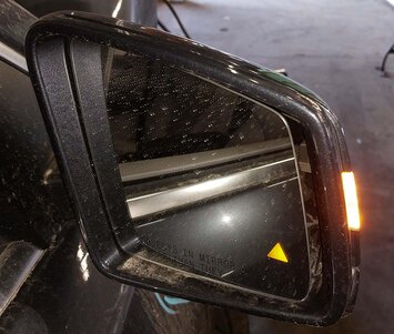 Thumbnail 3: 13-16 MERCEDES GL-CLASS (X166) RIGHT HEATED AUTODIM CAMERA DOOR MIRROR (GRAY)