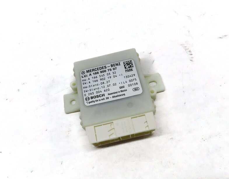 Thumbnail 3: 2013-2016 MERCEDES GL ML CLASS (W166 X166) PDC PARK ASSIST SENSOR CONTROL MODULE