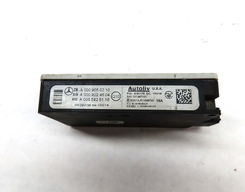 Thumbnail 4: 2013 MERCEDES GL450 (X166) REAR LEFT DRIVER BLIND SPOT RADAR SENSOR MODULE