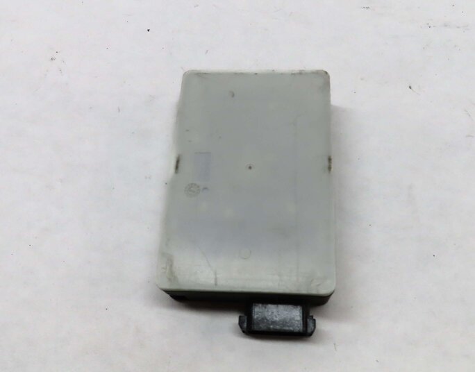Thumbnail 5: 2013 MERCEDES GL450 (X166) REAR RIGHT PASSENGER BLIND SPOT RADAR SENSOR MODULE