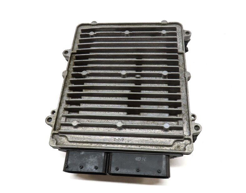 Thumbnail 5: 2013 MERCEDES GL450 GL550 GL63 ML550 ML63 (X166) 4.6L M278 ENGINE CONTROL MODULE