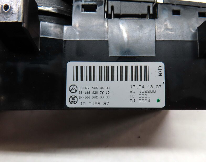 Thumbnail 6: 12-13 GL ML (W166 X166) REAR A/C HEATER TEMPERATURE CLIMATE CONTROL PANEL