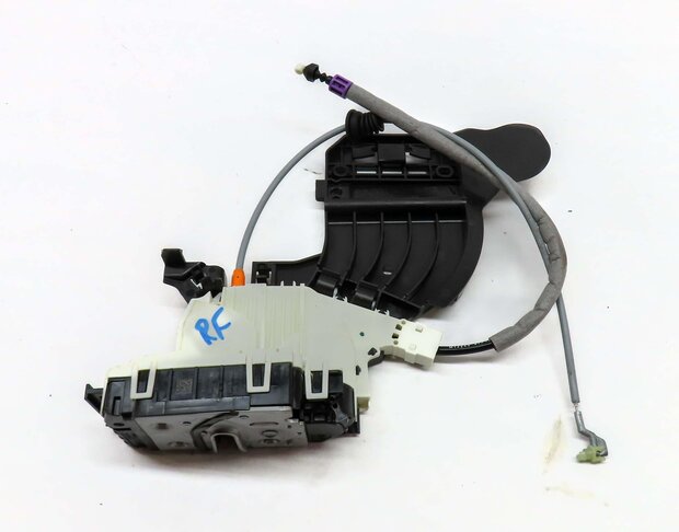 Thumbnail 2: 11-19 MERCEDES B CLA CLS E GL GLA ML (W166 W212 X166 X204) RIGHT REAR DOOR LATCH