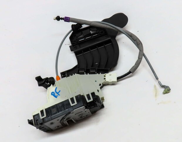 Thumbnail 3: 11-19 MERCEDES B CLA CLS E GL GLA ML (W166 W212 X166 X204) RIGHT REAR DOOR LATCH