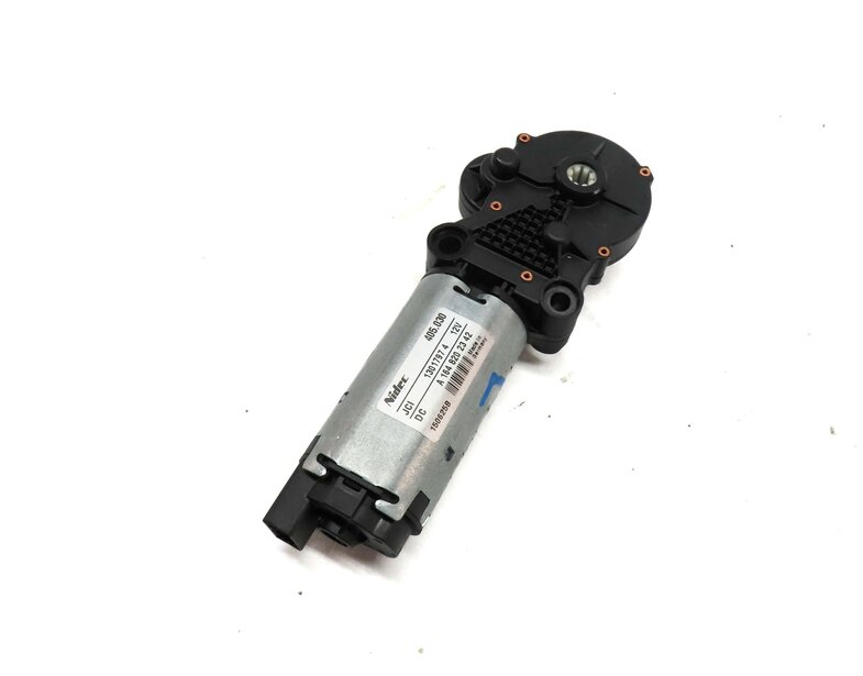 2013 MERCEDES GL450 (X166) REAR LEFT or RIGHT 3rd THIRD ROW FOLDING SEAT MOTOR