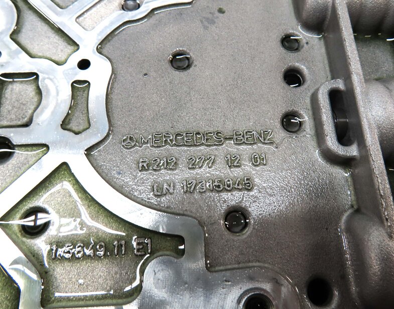 Thumbnail 5: 2013 MERCEDES GL450 GL550 ML550 (W166 X166) 722.9 TRANSMISSION VALVE BODY BLOCK