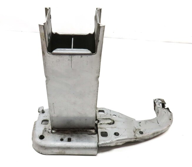 2012-2018 AUDI A6 A7 S6 S7 RS7 (C7 4G8) RIGHT FRONT BUMPER REINFORCEMENT BRACKET