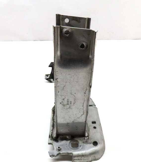 Thumbnail 2: 2012-2018 AUDI A6 A7 S6 S7 RS7 (C7 4G8) RIGHT FRONT BUMPER REINFORCEMENT BRACKET