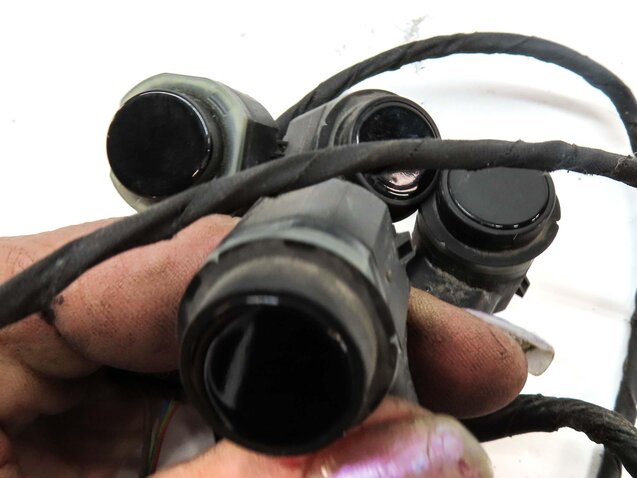 Thumbnail 5: 2012 AUDI A6 (C7 4G) REAR PDC PARK DISTANCE SENSOR SET-4 w/ HARNESS (BLACK A2)