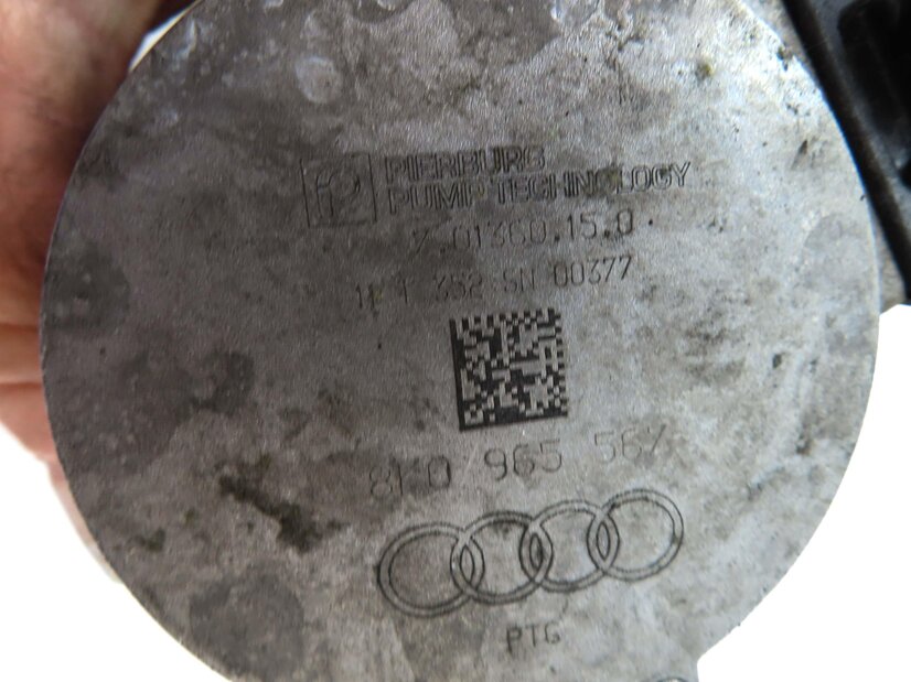 Thumbnail 6: 2012 AUDI A6 (C7 4G) 3.0L CGXB ENGINE AUX AUXILIARY ELECTIRC WATER PUMP
