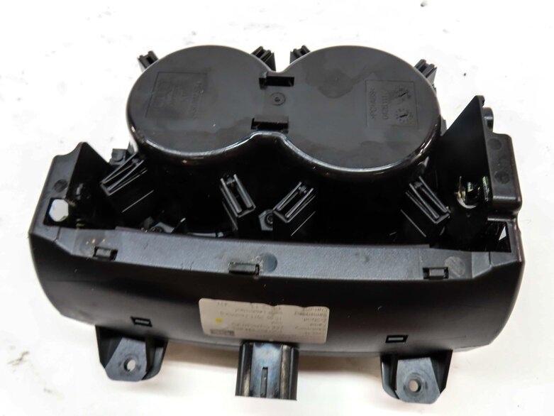 Thumbnail 6: 2012 AUDI A6 (C7 4G) FRONT CENTER CONSOLE DRINK CUP HOLDER ASSEMBLY (BLACK)