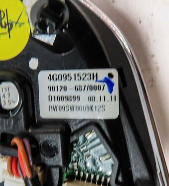 Thumbnail 8: 2012 AUDI A6 (C7 4G) LEFT & RIGHT STEERING WHEEL SWITCH BUTTON SET w/ TRIM
