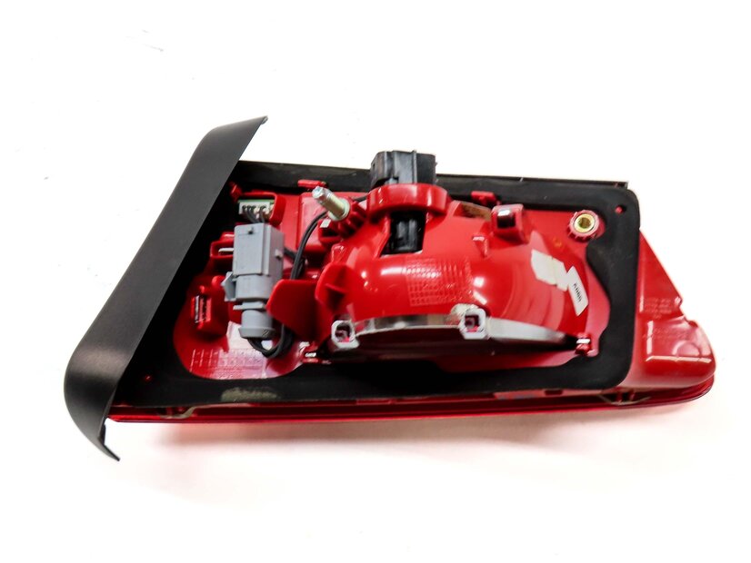 Thumbnail 5: 2012-2015 AUDI A6 S6 (C7) LEFT DRIVER TRUNK INNER LED TAILLIGHT LIGHT LAMP